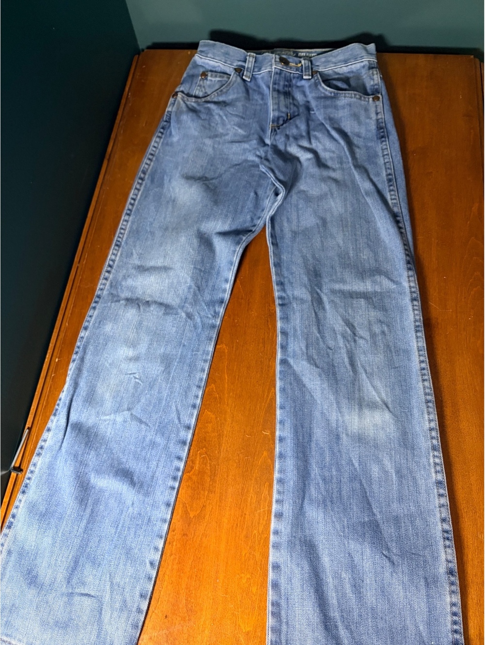 Wrangler Retro Relaxed Bootcut Light Wash Denim Jeans Size 14 Slim Vintage Style